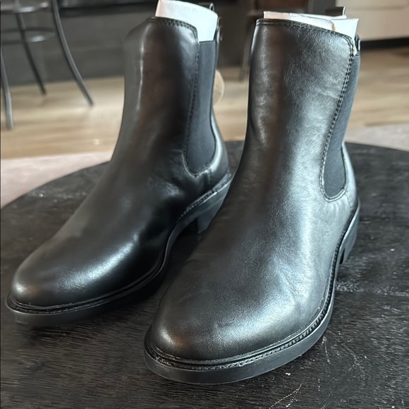 Sofft Shoes - Sofft Black Chelsea Ankle Boots Sleek Design